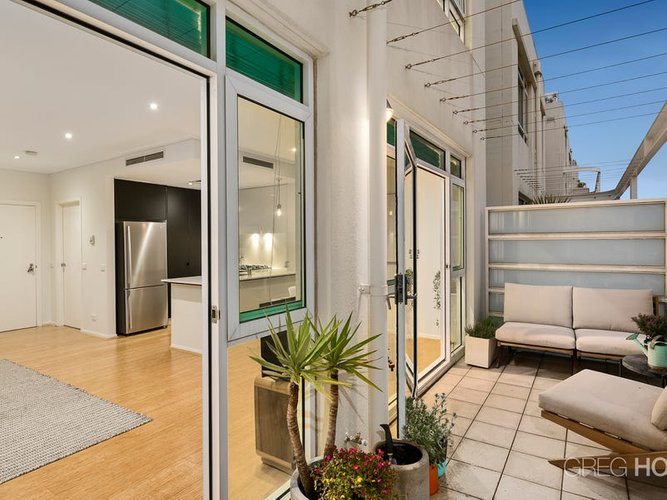 53 1 Graham Street Port Melbourne 3207