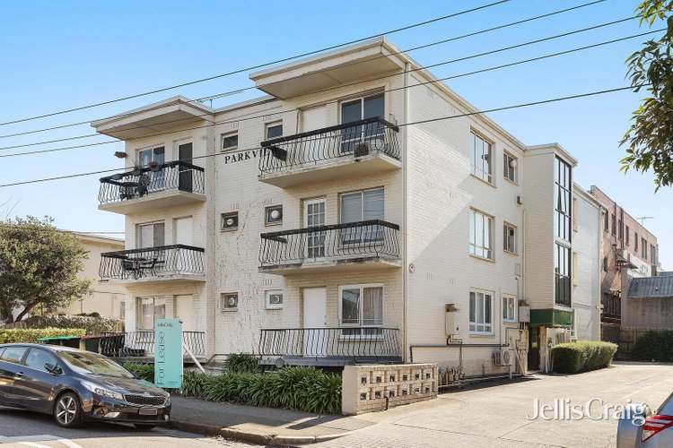 5 37 Bignell Street Flemington 3031
