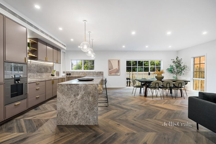 5 4-5 Tawonga Court Glen Waverley 3150