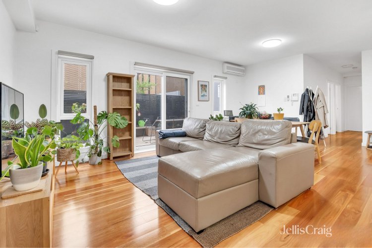 5/4 Cumming Street Brunswick West 3055