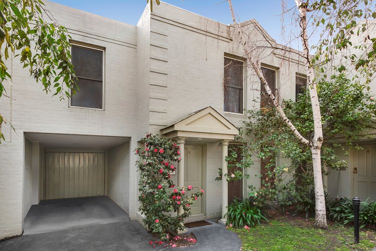 5/4 Edgar Street Glen Iris 3146