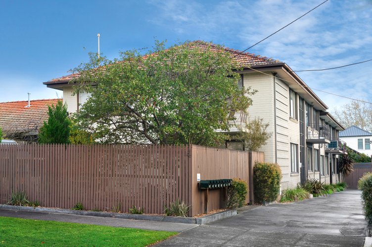 5/4 Payne Street Glen Iris 3146
