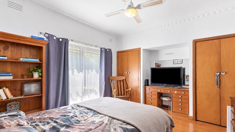 54 Portarlington Road, Newcomb