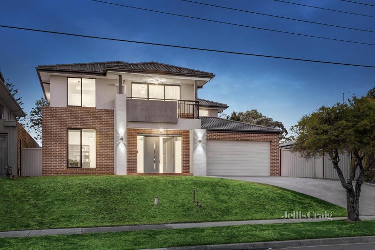 54 Windella Crescent Glen Waverley 3150
