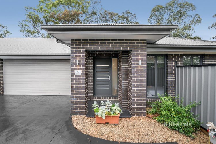 5 40 Shalbury Avenue Eltham 3095