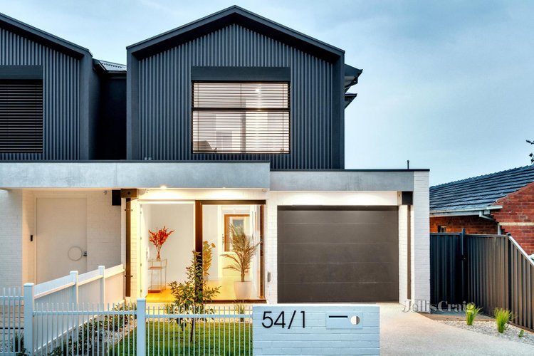 54 1 Austin Crescent Pascoe Vale 3044