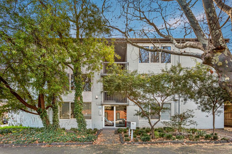 5 43 Farnham Street Flemington 3031