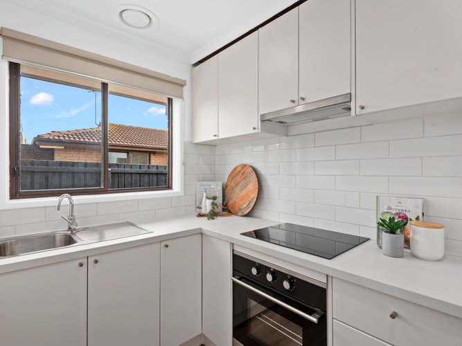 5 45 Collins Street Geelong West 3218
