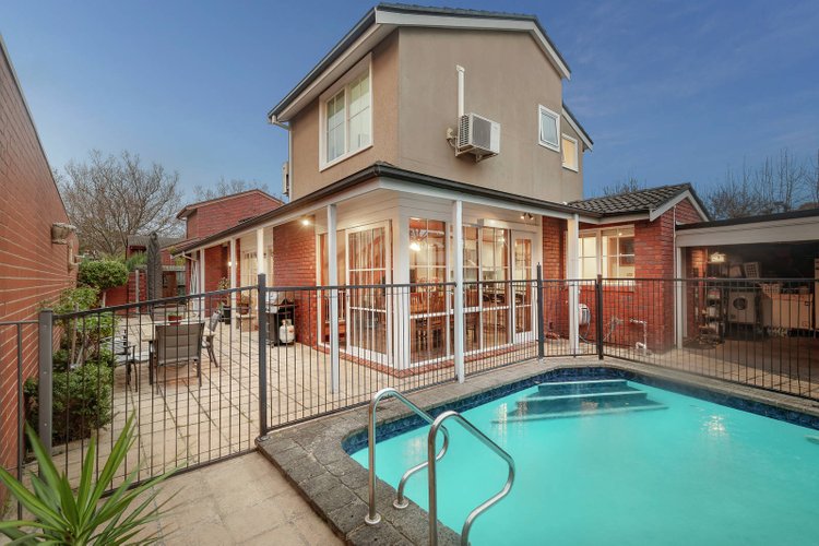 54A Well Street