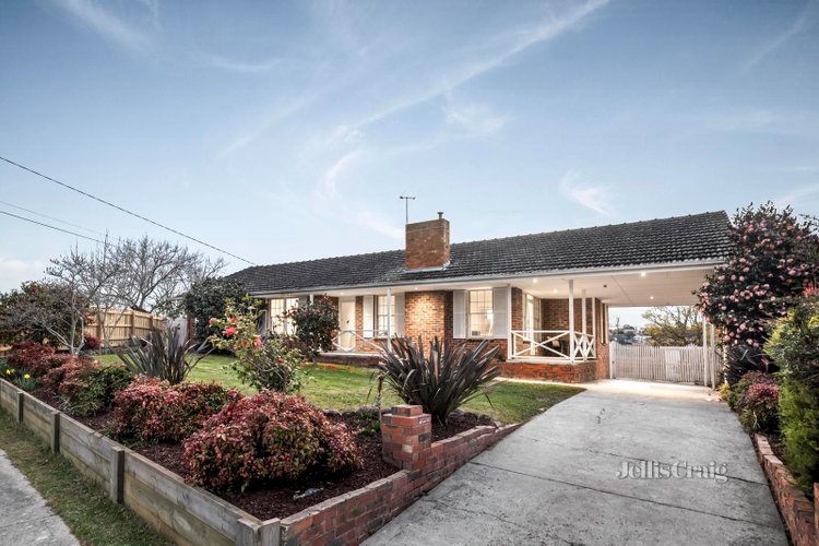 55 Carronvale Road Mooroolbark 3138