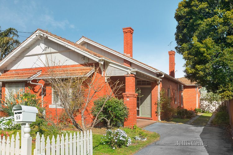 55 Hobart Road Murrumbeena 3163