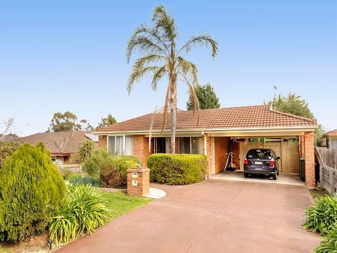 56 Mulduri Cres  Croydon South 3136