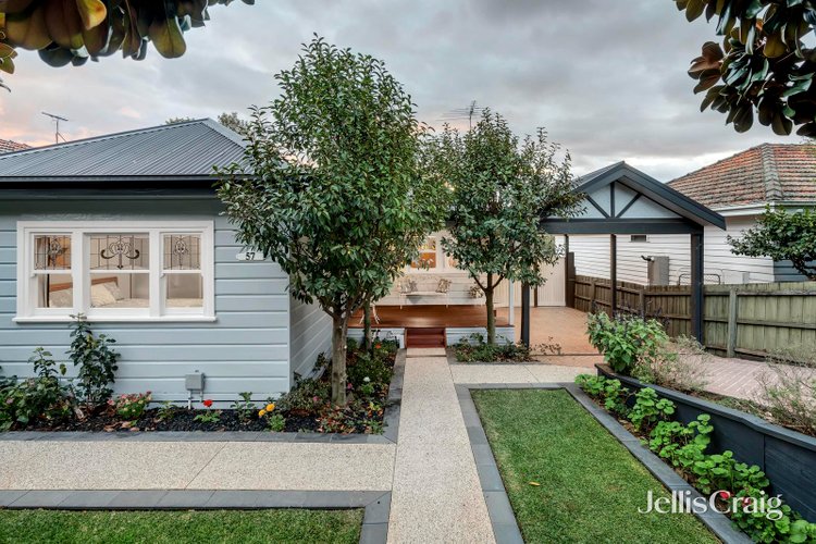 57 Hackett Street Pascoe Vale South 3044