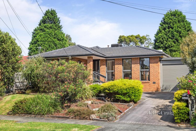 57 King Arthur Drive Glen Waverley 3150