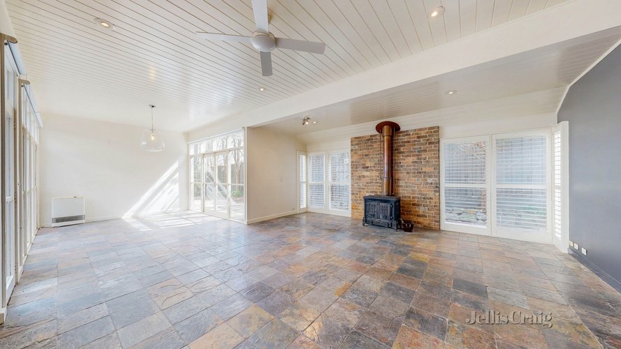 57 Malin St  Kew 3101