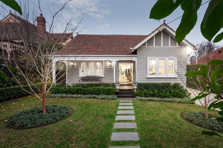 57 Middlesex Road Surrey Hills 3127