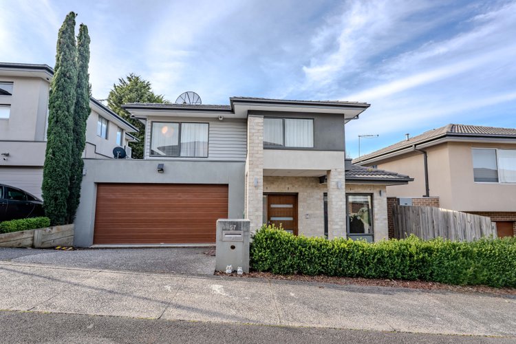 57 Morello Circle  Doncaster East 3109