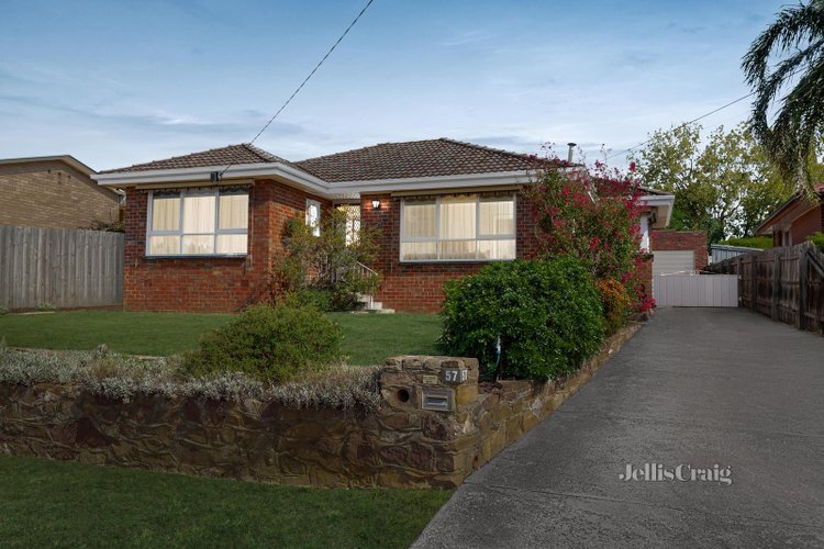 57 Sainsbury Avenue Greensborough 3088