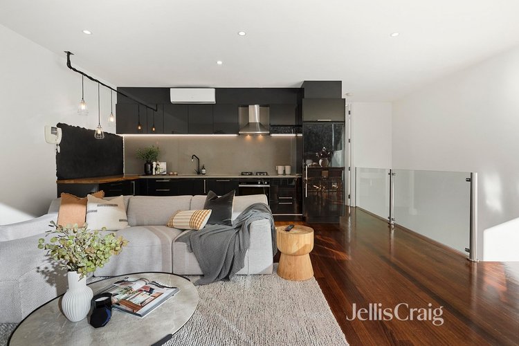 5/7 Sanders Place Richmond 3121