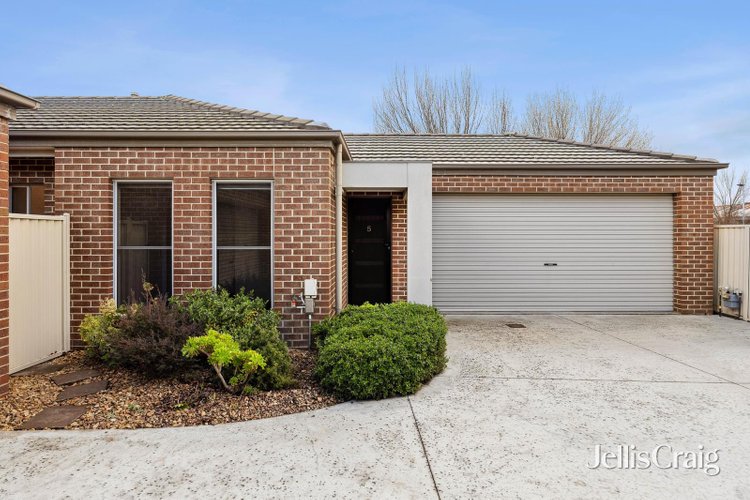 5 714 Gregory Street Soldiers Hill 3350