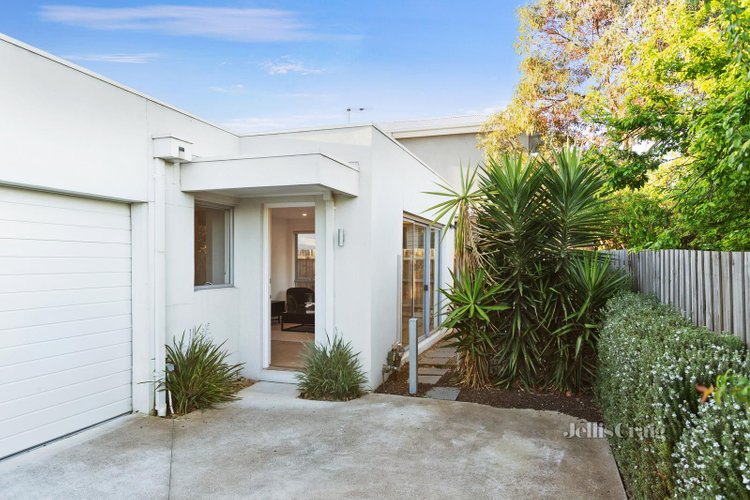 5 732 Barkly Street West Footscray 3012