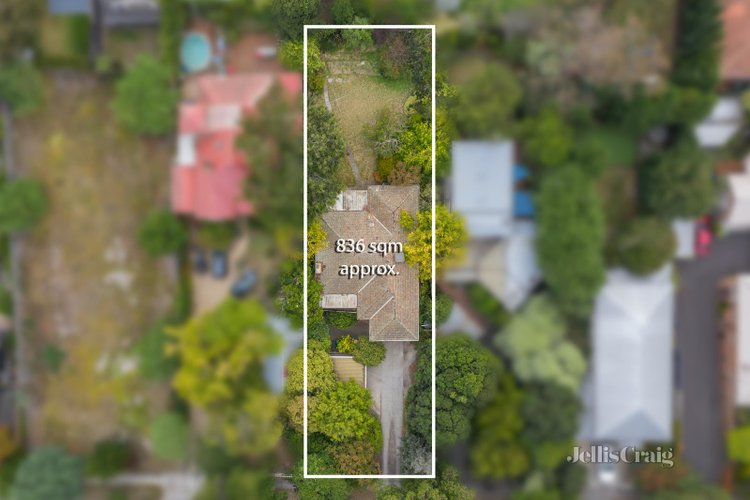 58 Essex Road Surrey Hills 3127