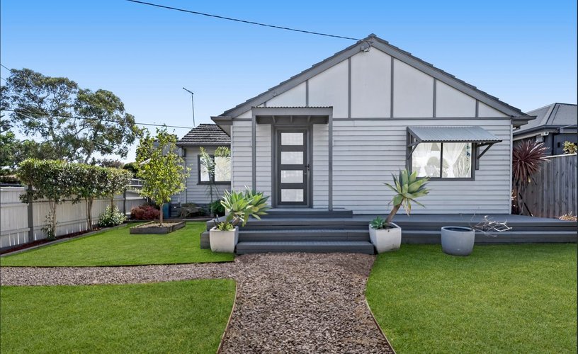 58 Mountain View Avenue  Avondale Heights 3034