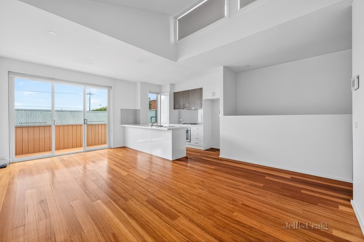 5/82 Shaftesbury Parade Thornbury 3071