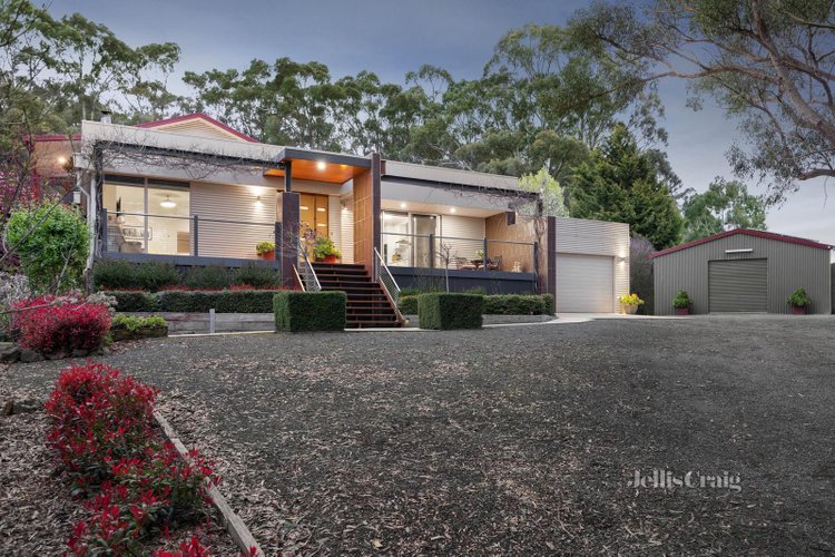 586 Post Office Road Ross Creek 3351
