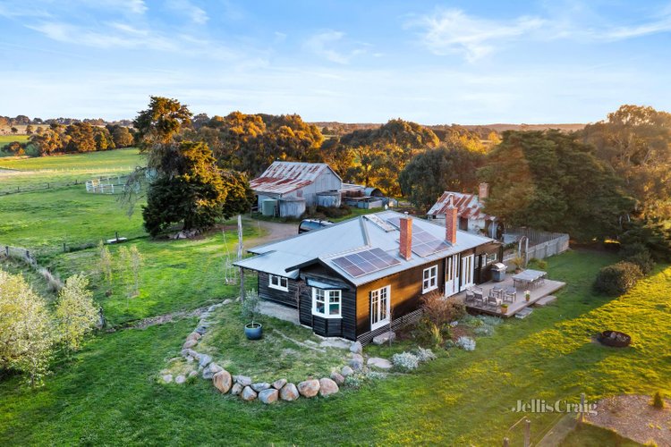 586 Sebastopol Smythesdale Road Ross Creek 3351