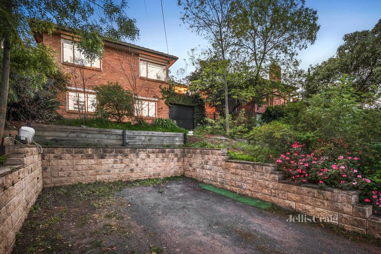 59 Hillsyde Parade Strathmore 3041