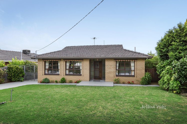59 View Mount Road Glen Waverley 3150