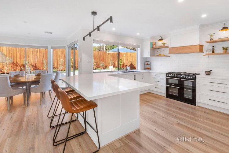 592 The Esplanade Mount Martha 3934
