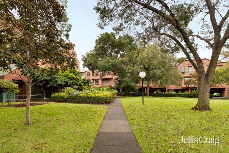 59 9 Marion Lane Fitzroy 3065