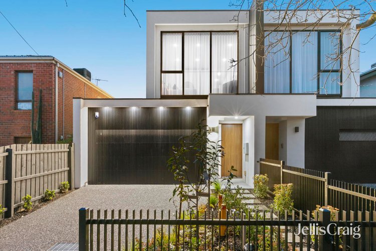 5a Chalmers Street Mckinnon 3204