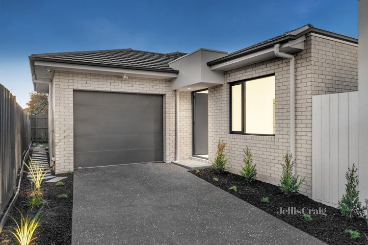 5b Hillside Avenue Bentleigh 3204