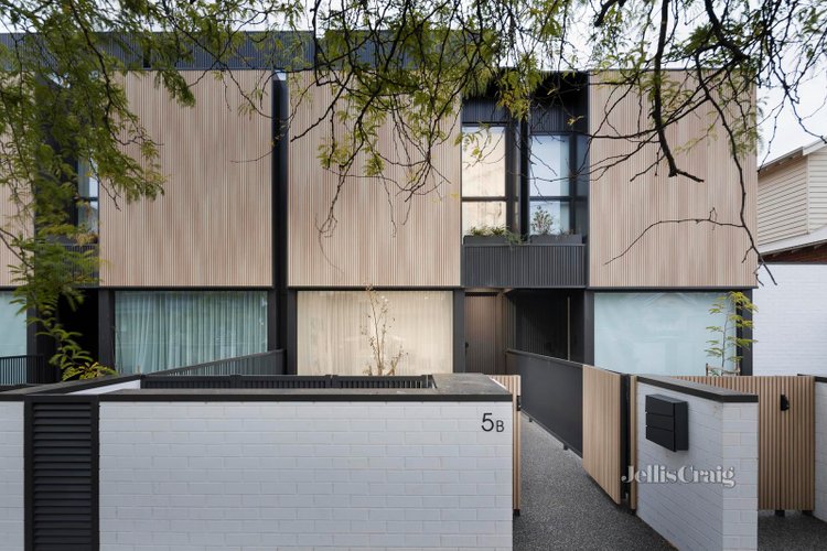 5B McCutcheon Street Northcote 3070