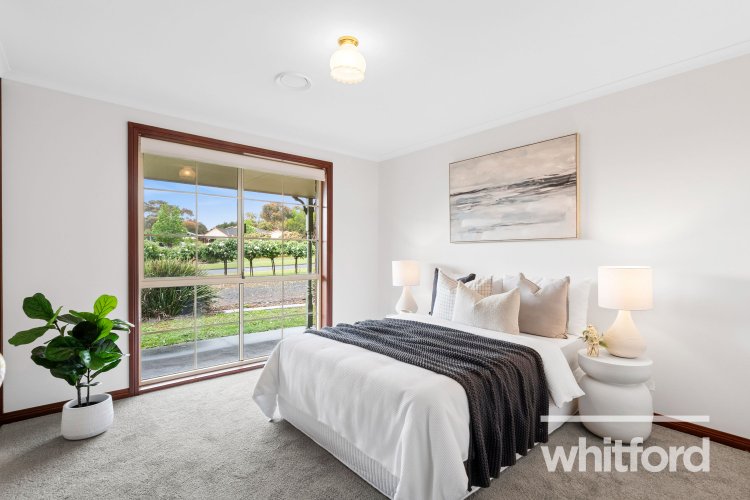 6-8 Langer Drive, St Albans Park
