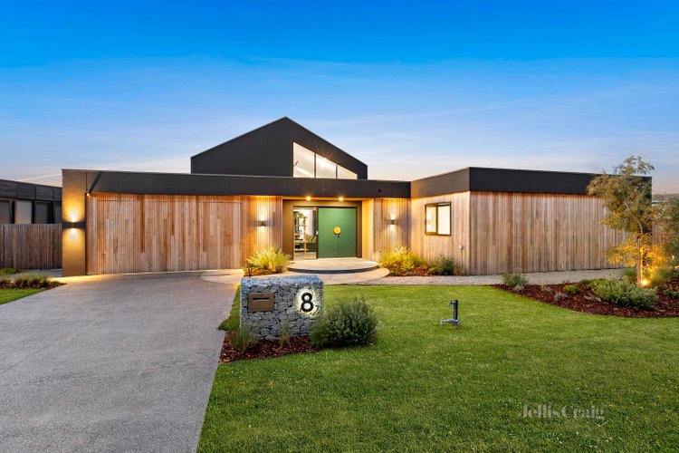 6-8 Stone Pine Court Connewarre 3227