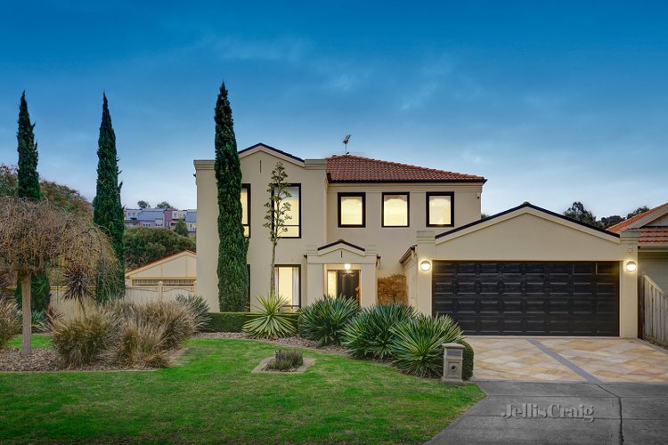 6 Adelaide Boulevard Gowanbrae 3043