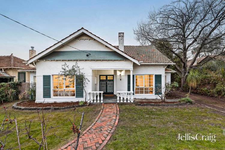 6 Allenby Road Canterbury 3126