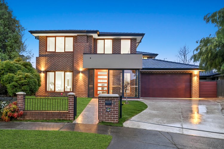 6 Balfour Court Glen Waverley 3150