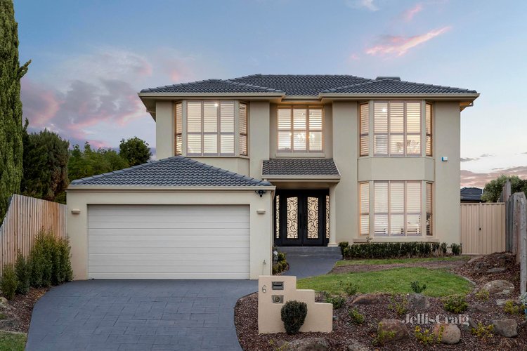 6 Bicentennial Court Doncaster East 3109