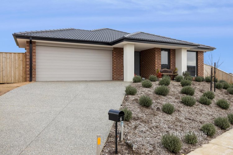 6 Brownlee Boulevard Winter Valley 3358