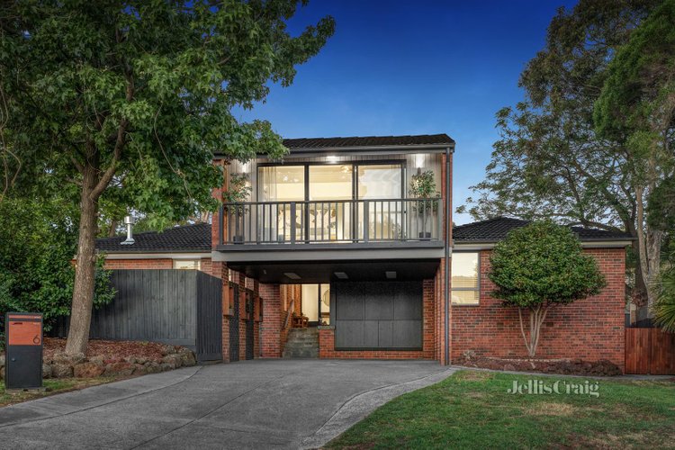 6 Burnett Court Ringwood 3134