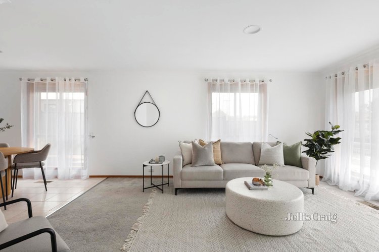 6 Byfield Street Reservoir 3073