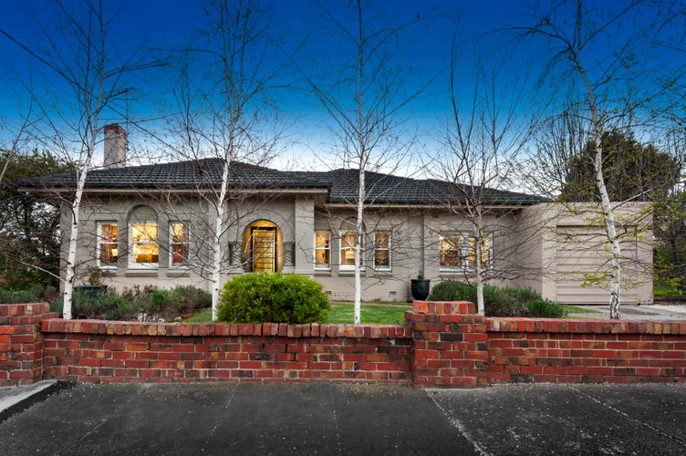 6 Cairnes Crescent Malvern East 3145