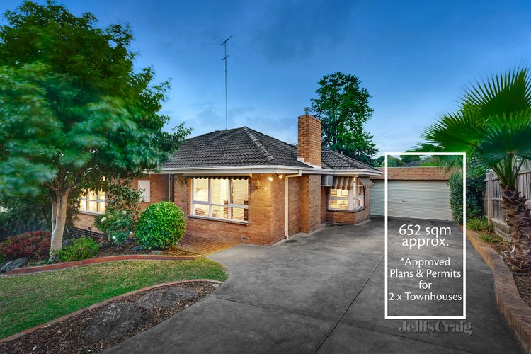 6 Chatsworth Quadrant Templestowe Lower 3107
