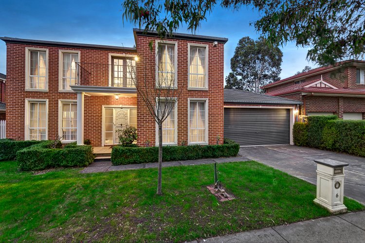 6 Clarke Place Mount Waverley 3149