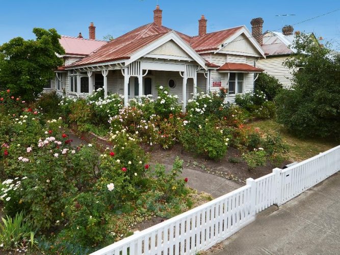 6 Connor Street East Geelong 3219